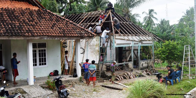 Angin Puting Beliung Menerjang 1 Kecamatan di Bengkulu